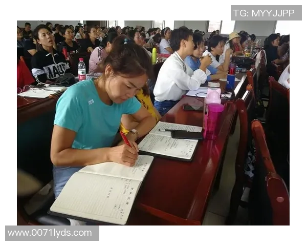 飞盘新手必看:从基础力量训练到技巧提升的全面指南